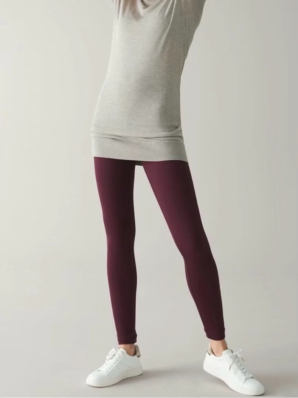 WHBM Instantly Slimming Leggings in Cabarnet